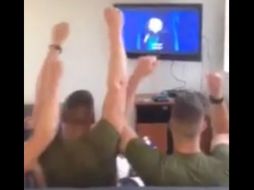 Esto es lo que sucede cuando dejas a un grupo de marinos ver esta película. ESPECIAL /