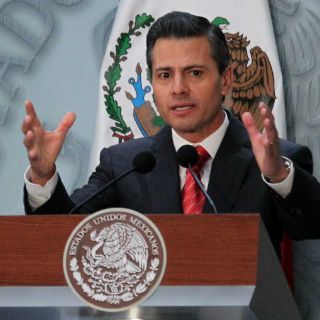 Peña encabeza conmemoración del Día del Trabajo