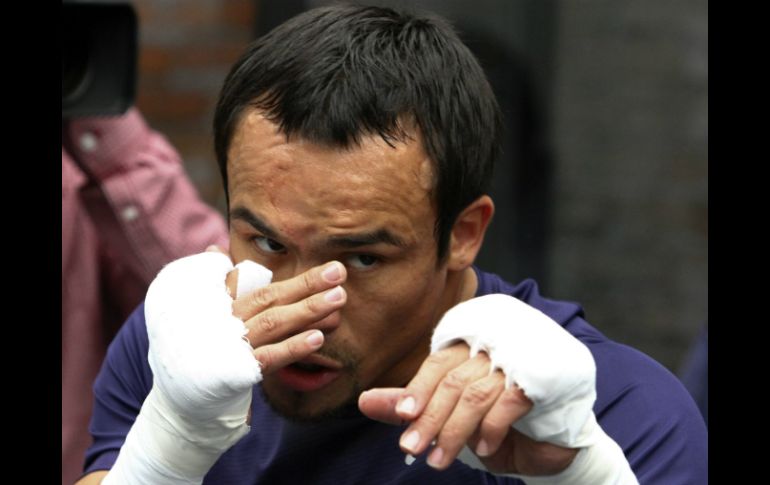 El 'Dinamita' lleva a cabo gran trabajo físico, dice su entrenador Ignacio Beristáin. ARCHIVO /