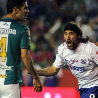 Cruz Azul sigue el sueño del noveno título