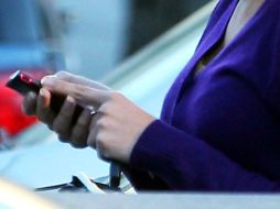 El detenido enviaba mensajes de texto para exigir que le pagara por liberar a su hijo. ARCHIVO /