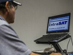 El SAT creó una aplicación sencilla, con información precargada y útil desde cualquier navegador para contribuyentes asalariados. ARCHIVO /