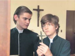 La película lanza una mirada ante los problemas que han aparecido recientemente en la Iglesia Católica. ESPECIAL /