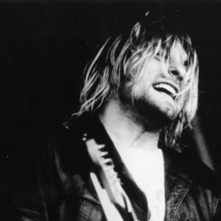 Kurt Cobain no escribió nota antes de morir, afirman