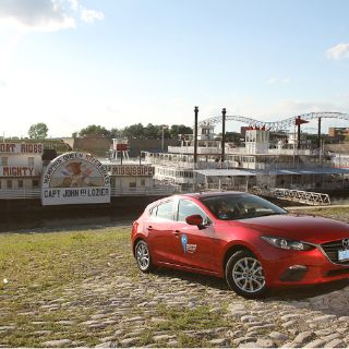Caravana Mazda 3 llega a su destino