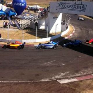 Guadalajara vive la emoción del automovilismo