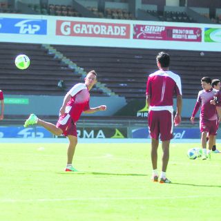 Niega Flores 'arreglo' con los Correcaminos
