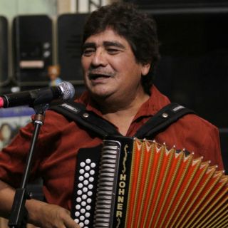 Celso Piña regresa a sus orígenes