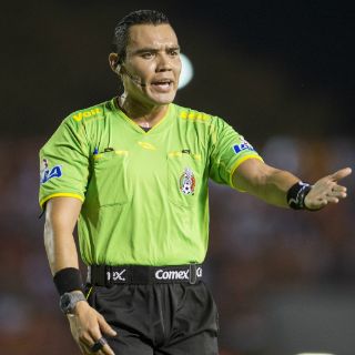 Marco Ortiz dirigirá final de ida por el ascenso