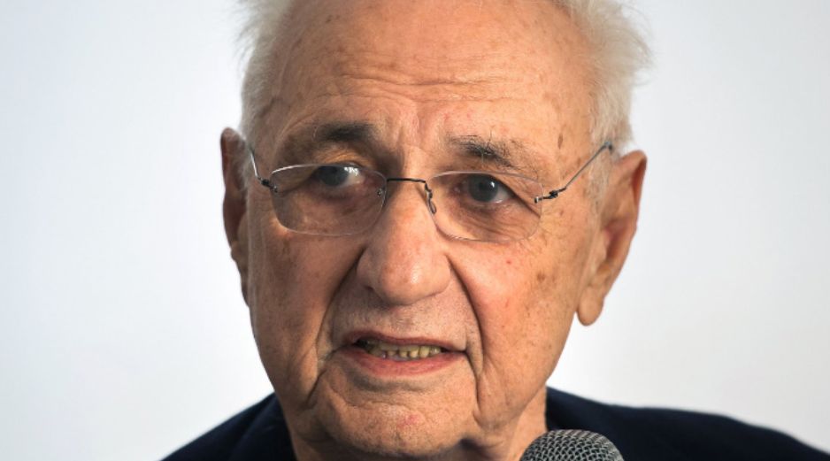 Frank es parte del movimiento decontructivista caracterizado por un diseño no lineal, el resultado, edificios visualmente impactantes. AFP /