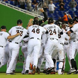 Ozuna le da el triunfo a Marlins