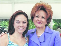 Amor incondicional. Karen García y su mamá Yolanda Watanabe.  /