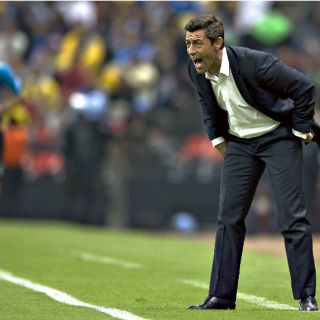 Caixinha califica a sus delanteros de 'vulgares'