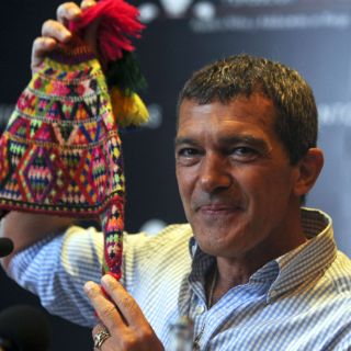Antonio Banderas realiza visita altruista a Perú