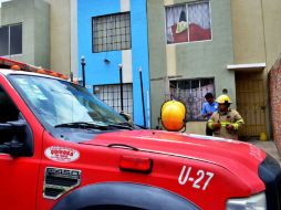 El conato de incendio se registró en una vivienda del fraccionamiento Colinas del Roble. ESPECIAL /