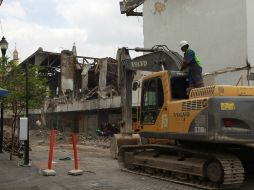 Después de cuatro días del peritaje se determina que el incendio comenzó en el segundo nivel del Mercado, en la zona de herbolaria. ARCHIVO /