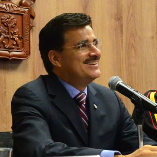 Rector de UdeG niega posible venta de Leones Negros