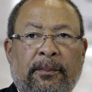 Eligen director general interino de Clippers