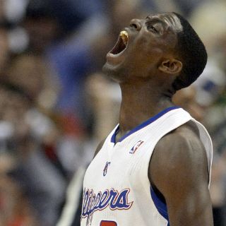 Los Clippers empatan serie con Thunder