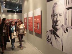 El pabellón de Perú fue el más visitado de la feria y la obra 'La ciudad y los perros' de Vargas Llosa, fue la más vendida. ARCHIVO /