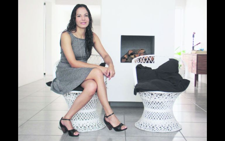 La diseñadora industrial realizó una investigación en el sector artesanal, tras explorar más de 15 técnicas presentes en México EL INFORMADOR /