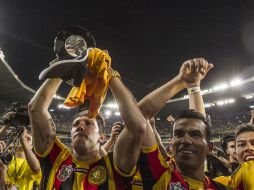 Leones Negros consiguió su pase a primera división tras derrotar a Estudiantes la noche del sábado en el Jalisco.  /