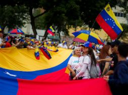 A raíz de violentos incidentes que dejaron heridos y fallecidos, comenzaron a registrarse protestas callejeras en todo el país. EFE /