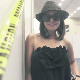 Pese a los rumores, llega a los 39 guapa y soltera