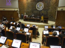 Según la Ley de Trabajo, si el trabajador falta más de tres veces en 30 días, sin permiso o justificación podría ser despedido. ARCHIVO /