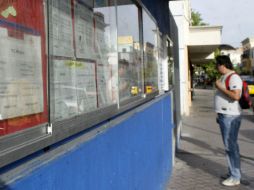 El Inegi considera empleadas a las personas mayores de 14 años que trabajan al menos seis horas a la semana. ARCHIVO /