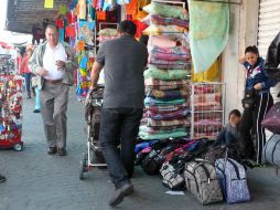 Reclaman que entregan permisos para gente de la tercera edad y labora gente joven. ARCHIVO /