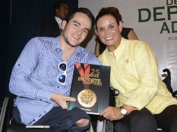 En el libro plasman sus experiencias de vida en una categoría que siempre da triunfos al país. MEXSPORT /