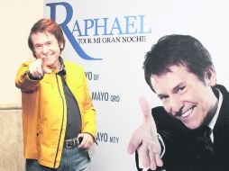 El cantante español solicitó a los medios de comunicación que antes de matarlo en redes sociales, confirmen la información.  /