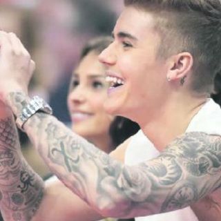 Abuchean a Justin Bieber en la NBA