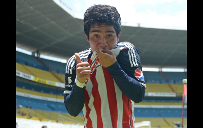 Reyes sorprendió a los presentes con un gol muy poco común. MEXSPORT /