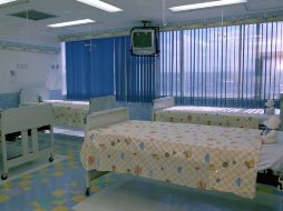 Anteriormente, las clases se impartían en las propias camas de los niños hospitalizados. ARCHIVO /