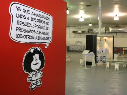 Mafalda reflexiona con humor crítico e inteligente sobre la política, la economía y la sociedad. ARCHIVO /