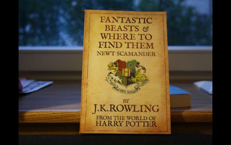 La próxima película se enfocará en Newt Scamander, autor ficticio del libro sobre creaturas mágicas.  /