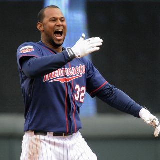 Hicks sella triunfo de Mellizos ante Boston