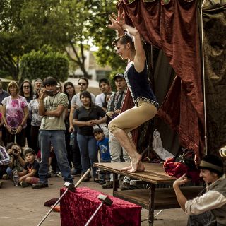 Las chicas búfalo y el circo ambulante