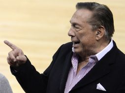 Sterling ha sidos suspendido de por vida y obligado a vender al equipo. AP /