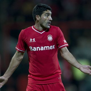 Toluca regala su libertad a Sinha