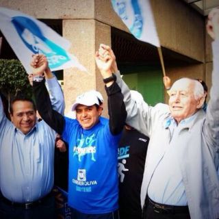 Ernesto Cordero llega corriendo al PAN