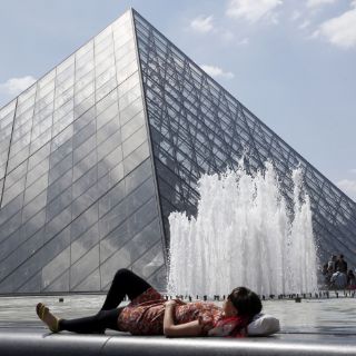 El Louvre en París, el museo más visitado en el mundo