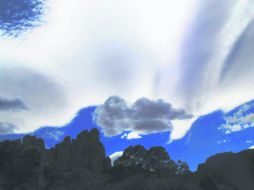 Las nubes sobre el poblado de Sombrerete, Zacatecas, un poema a la belleza mexicana.  /