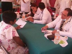 Se lleva a cabo la Feria de la Salud Mental, instalada en la Plaza de las Américas en Zapopan.  /