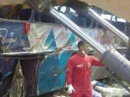 El autobús, con capacidad para 50 pasajeros, volcó en una carretera del estado de Ceará. TOMADA DE @_DrSantana  /