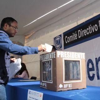 Comienza conteo de votos para dirigencia del PAN