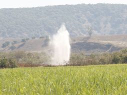 El chorro alcanzó una altura de aproximadamente 50 metros de altura.  /