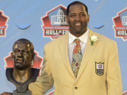 Dent forma parte del Salón de la Fama de la Liga y realiza la acusación. AP /